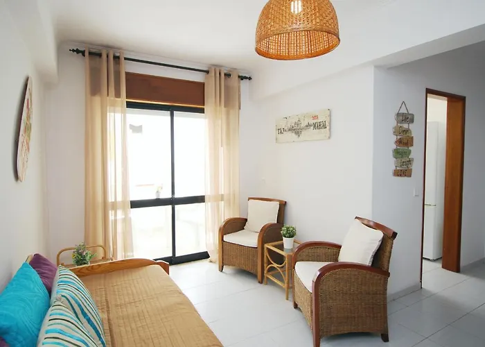 A Santo, - By Urbinvest Algarve * קווארטיירה